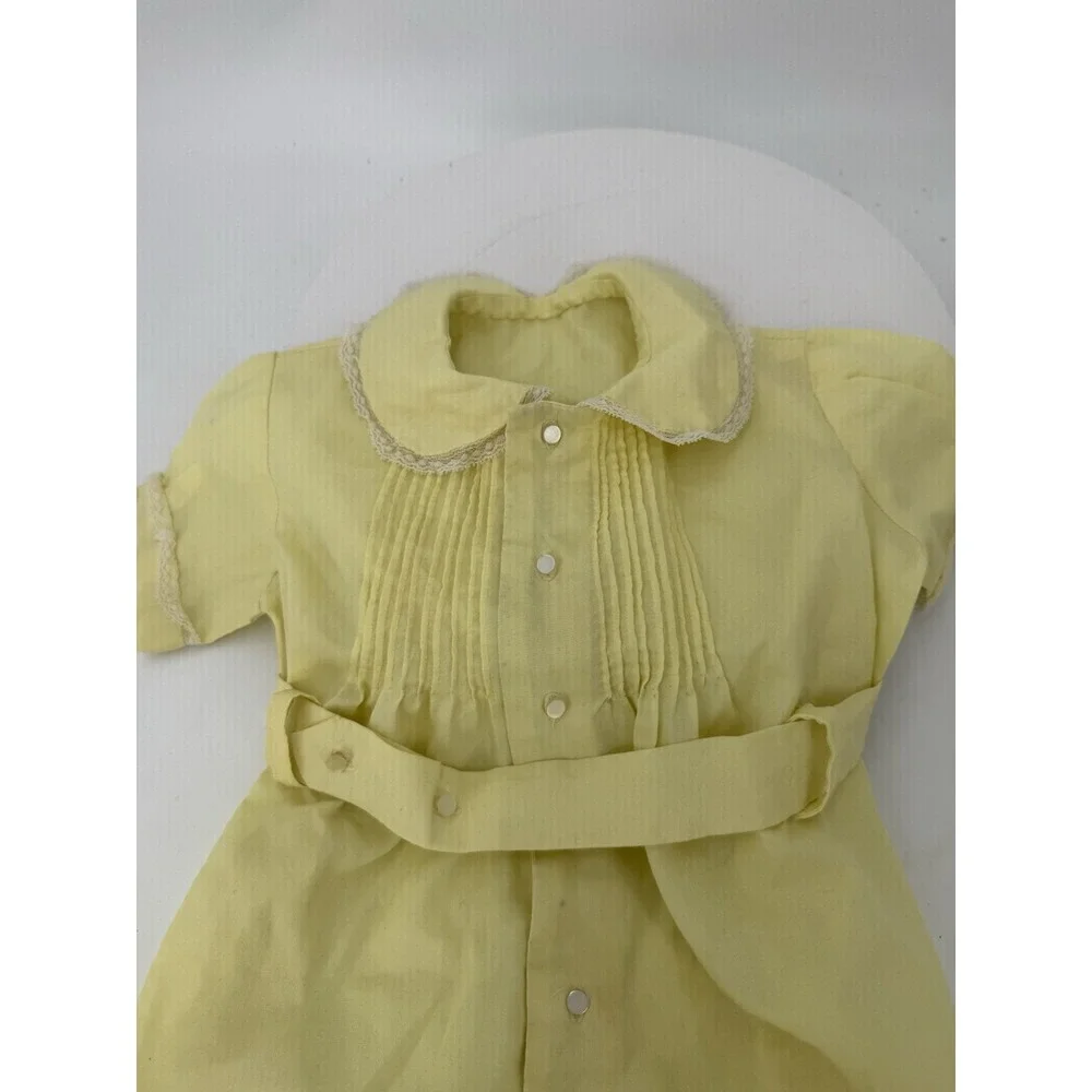 Vintage Yellow Baby Peter Pan Collar Lace Trim Romper With Pintuck Details